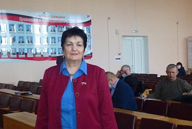 Светлана Иванова посетила заседание Совета депутатов Кувандыка